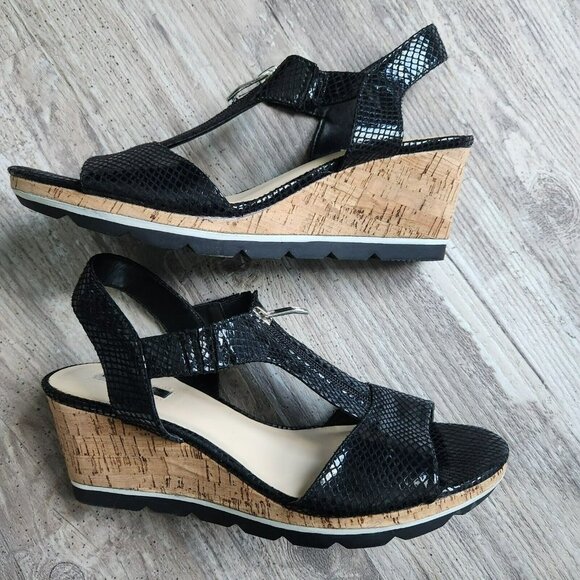 Liz Claiborne Sport Snakeskin Black Textured Shiny Zip Sling Wedge Strap Sandals - Picture 1 of 14